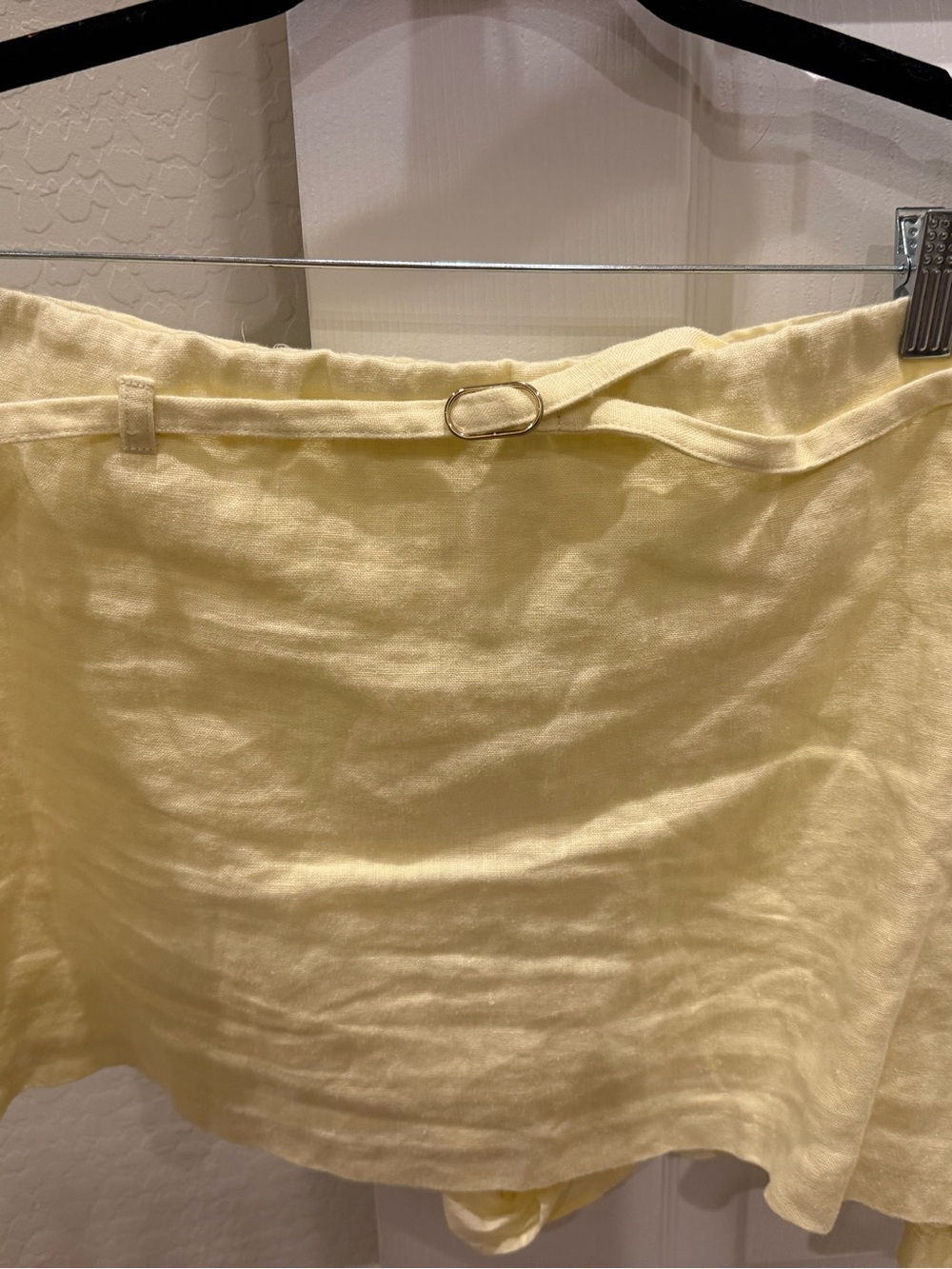 Light Yellow Linen Mini Skort with Belt